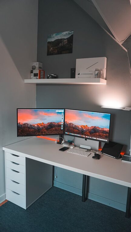 Simple Tips for Organizing Your Home Workspace to Boost Productivity